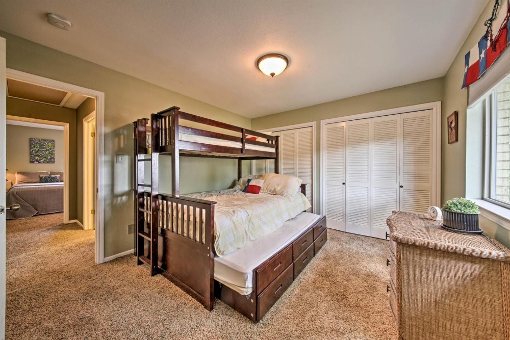 Canyon Lake Home w/Yard- .5 Mi To Boat Launch Main image